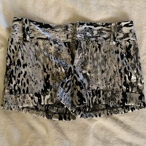 Alice and Olivia shorts, size medium